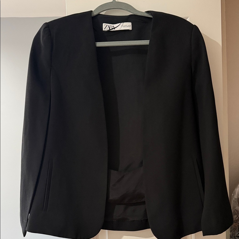 Zara Women's Elegant Black Suit Jacket